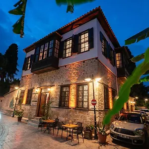 oteli̇ zi̇yaret edi̇n
